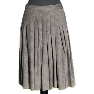 Theory pinstripe lined pleated skirt grey